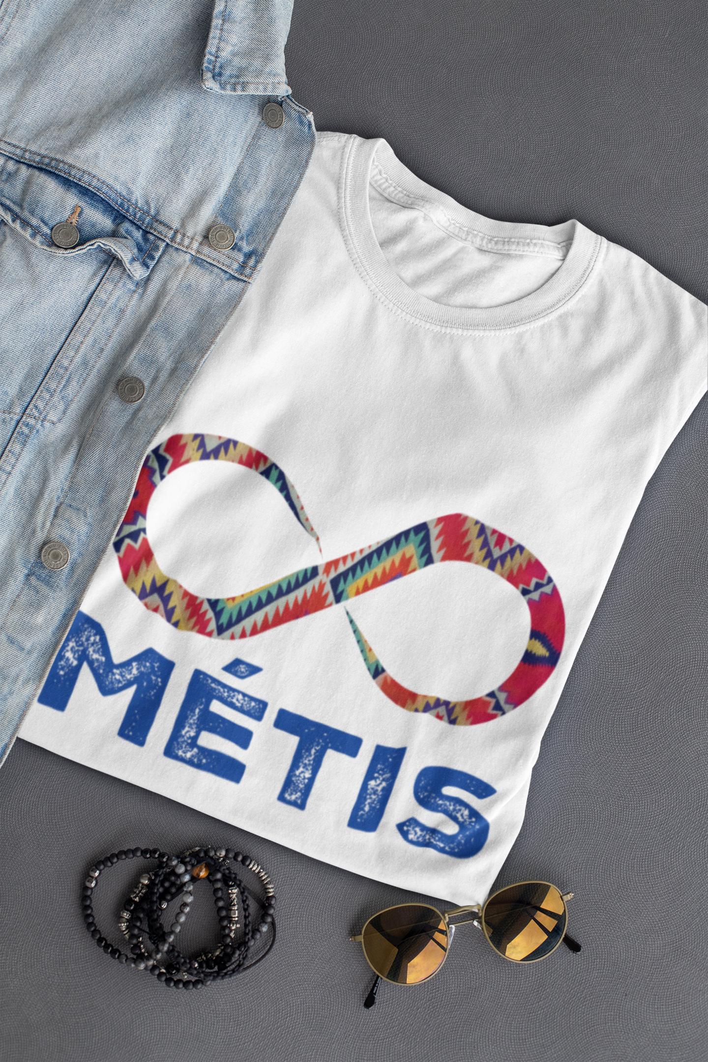 Métis Infinity Symbol T-Shirt - Indigenous Métis Heritage & Beadwork Art